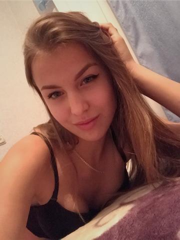 Викуся